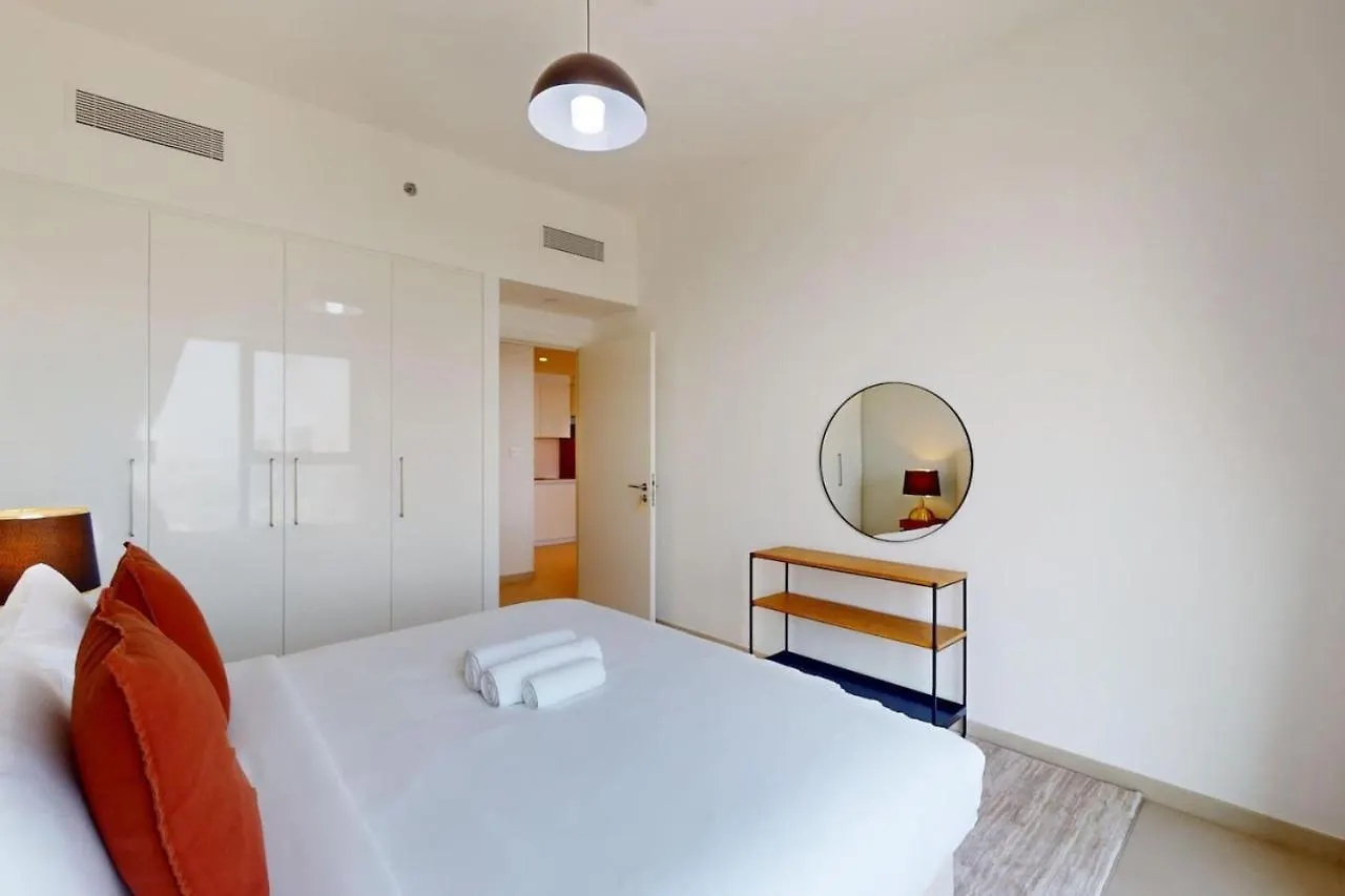 Downtown Views Ii, Tower 2- Calm One Bedroom Dubai United Arab Emirates