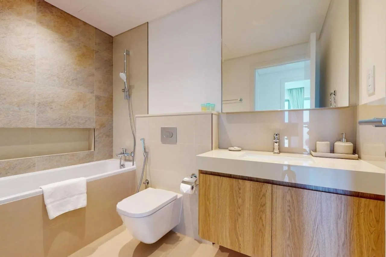 Downtown Views Ii, Tower 2- Calm One Bedroom Dubaj Apartman